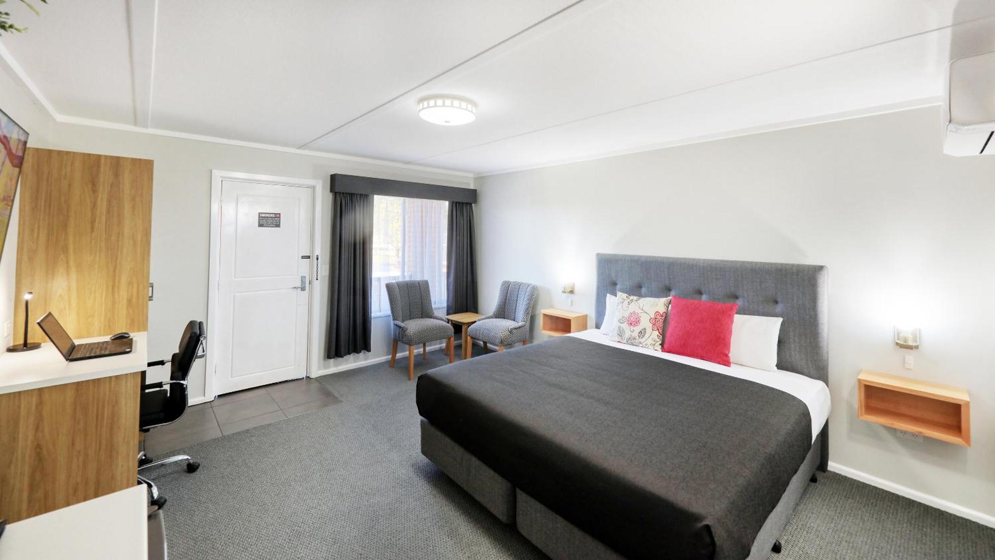 Deniliquin Motel Ngoại thất bức ảnh