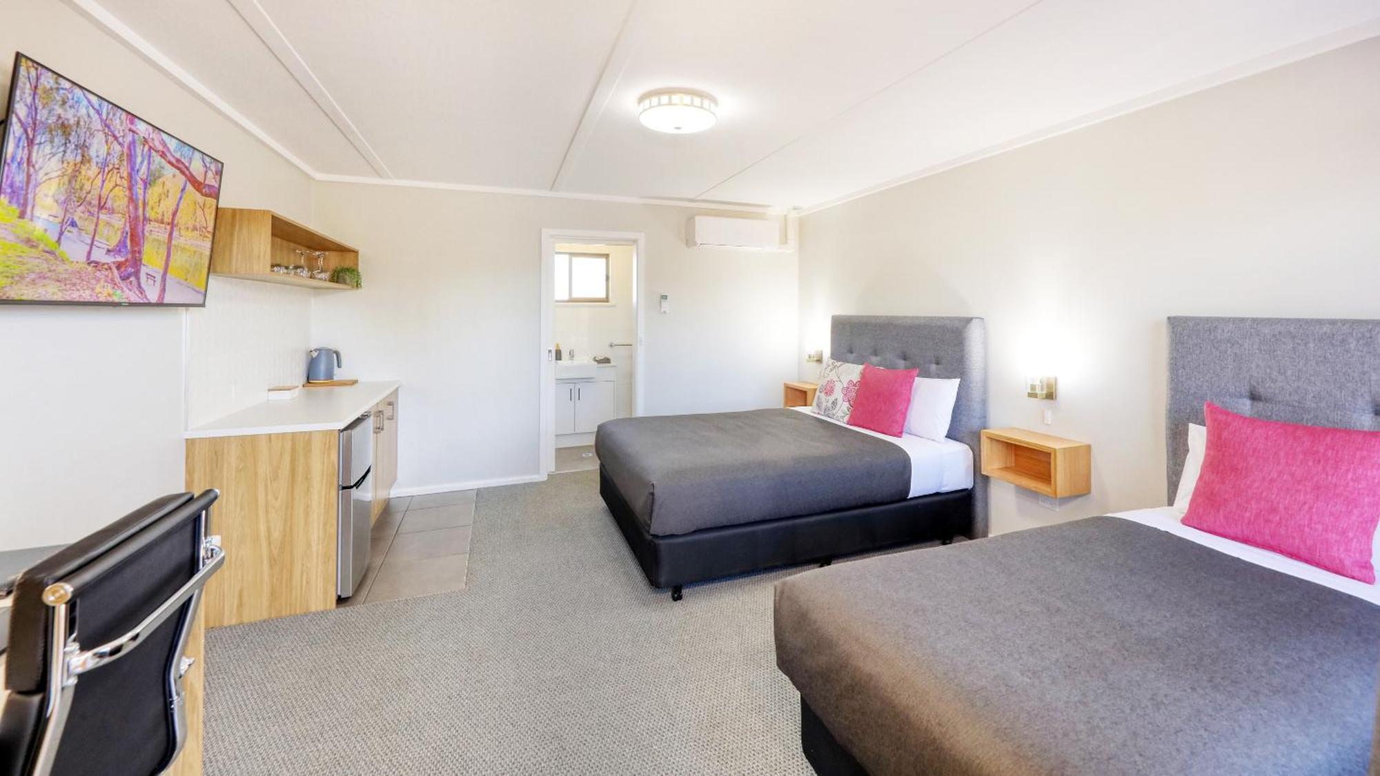 Deniliquin Motel Ngoại thất bức ảnh